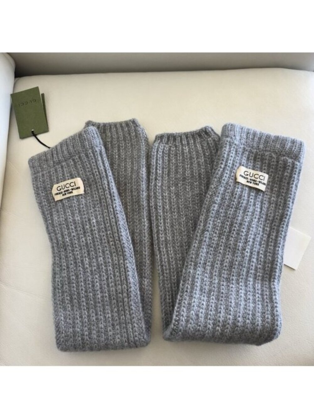 NWT GUCCI Knit Cashmere Leg Warmers Grey 100% Authentic Sz M - Picture 4 of 7